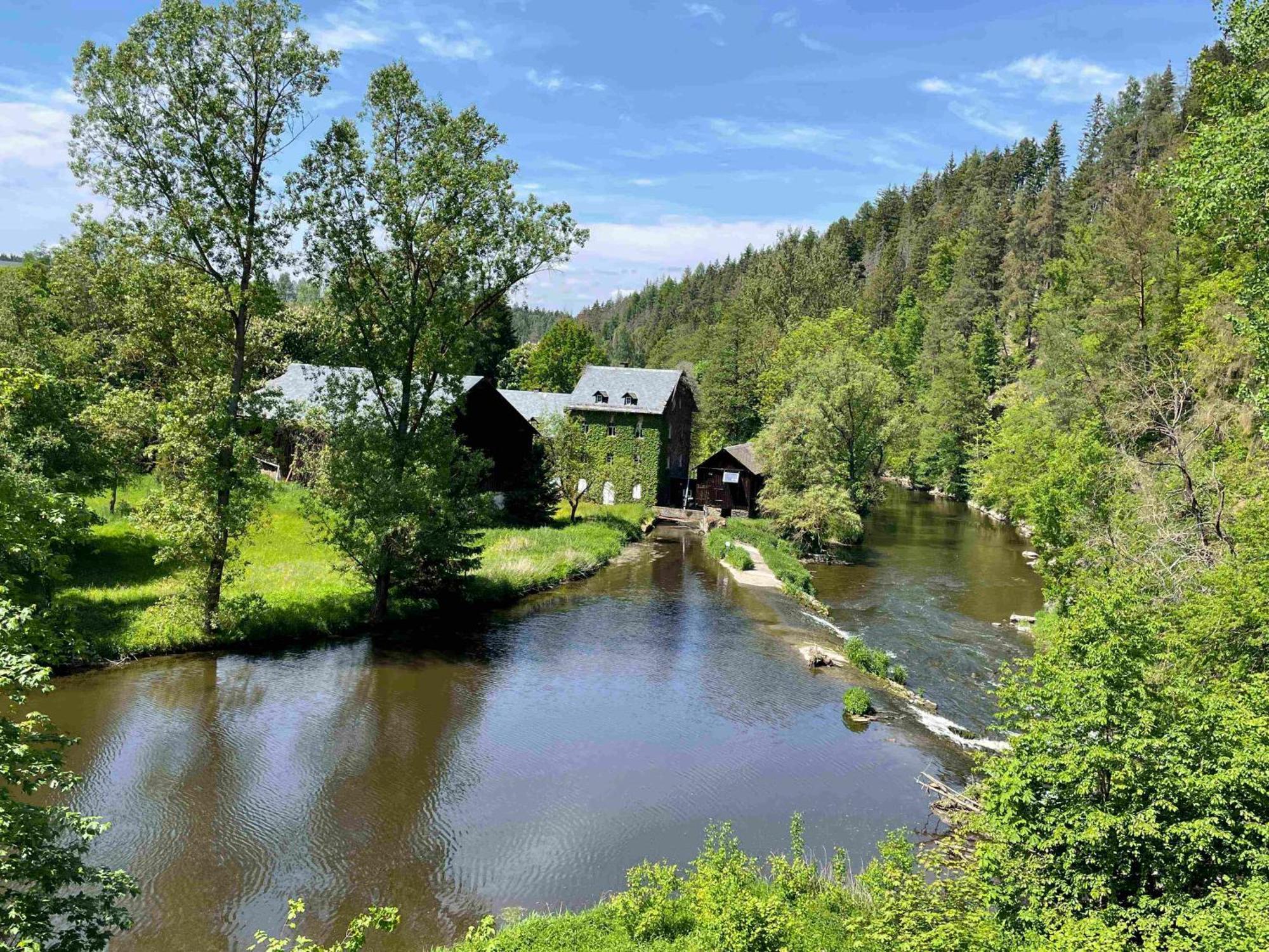 Chalet-ferienwohnung Schlossblick, 51 Qm, Wellness/fitness/sauna - Bergroedelhof *