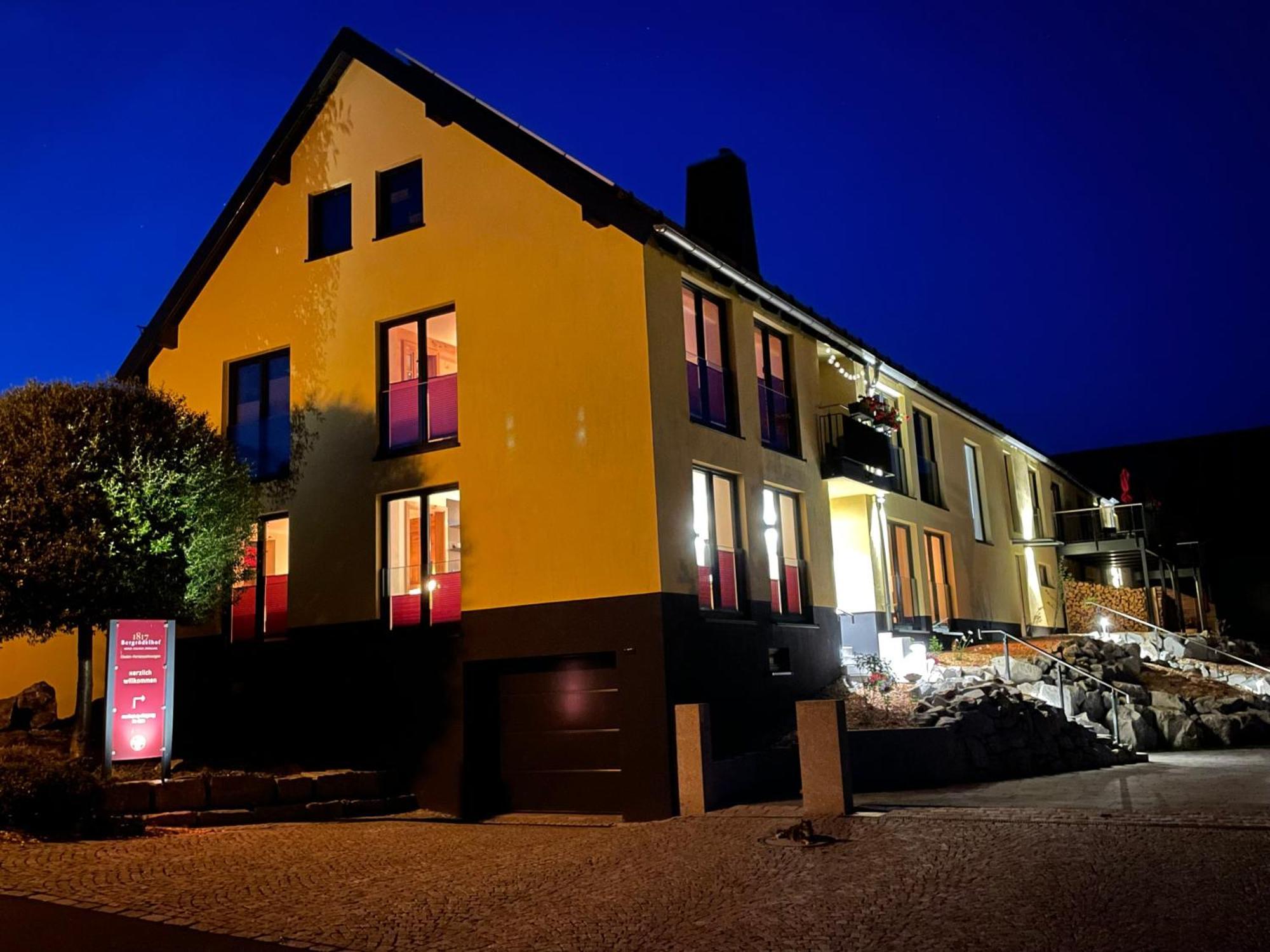 Chalet-ferienwohnung Schlossblick, 51 Qm, Wellness/fitness/sauna - Bergroedelhof Apartment Feilitzsch