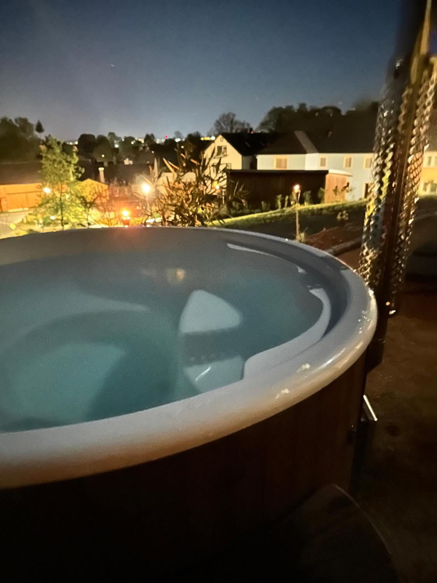 Chalet-ferienwohnung Schlossblick, 51 Qm, Wellness/fitness/sauna - Bergroedelhof Feilitzsch
